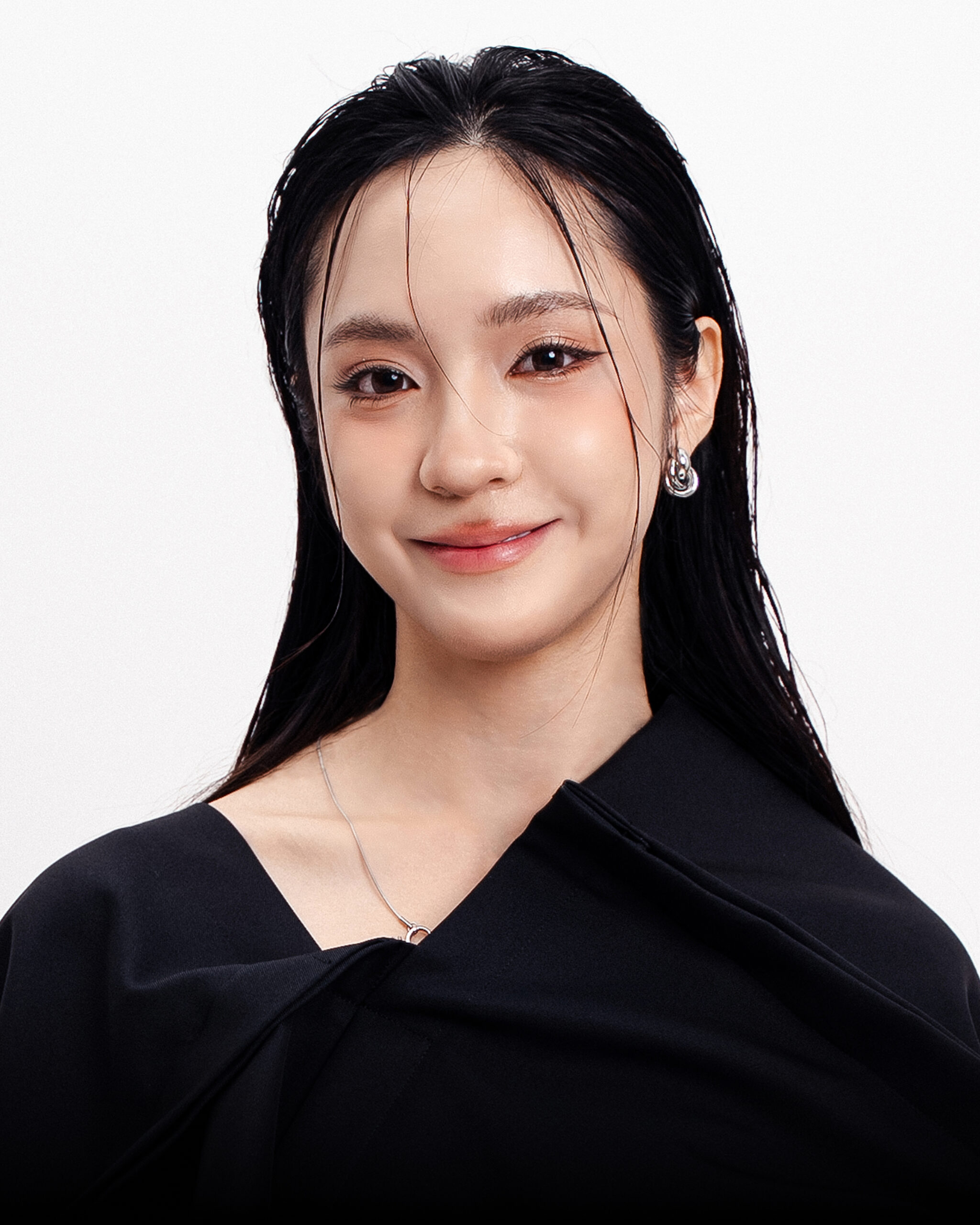 Su Lay Suzanne Lay - Pong Entertainment